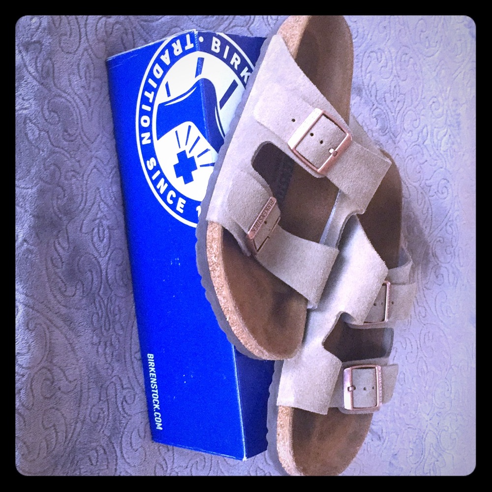 *NEW* Arizona suede birkenstocks